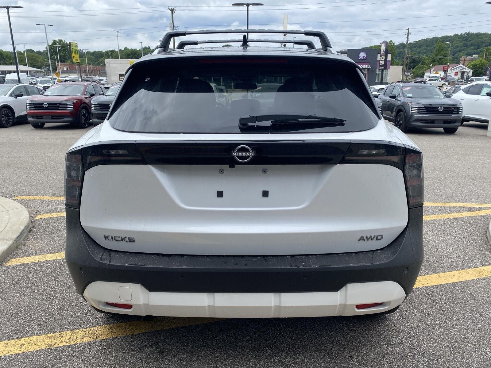2026 Nissan Kicks SV