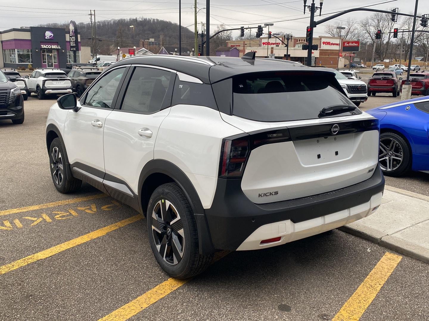 2026 Nissan Kicks SV