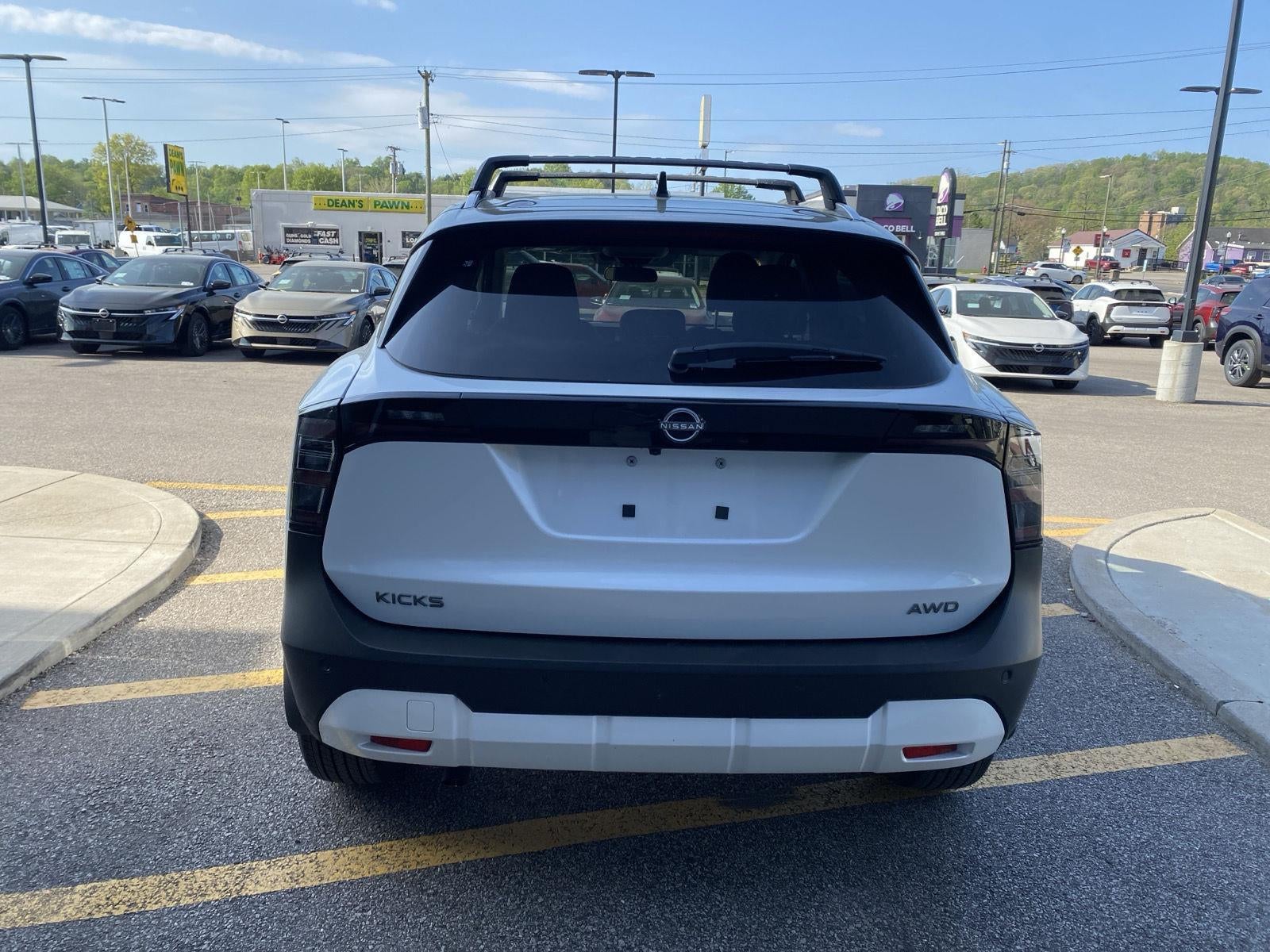 2026 Nissan Kicks SV