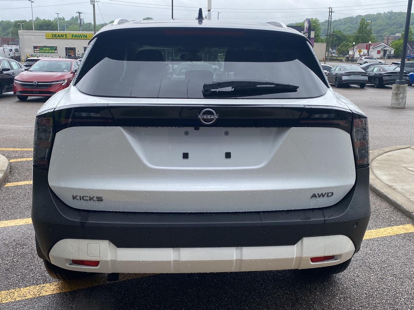2026 Nissan Kicks SV