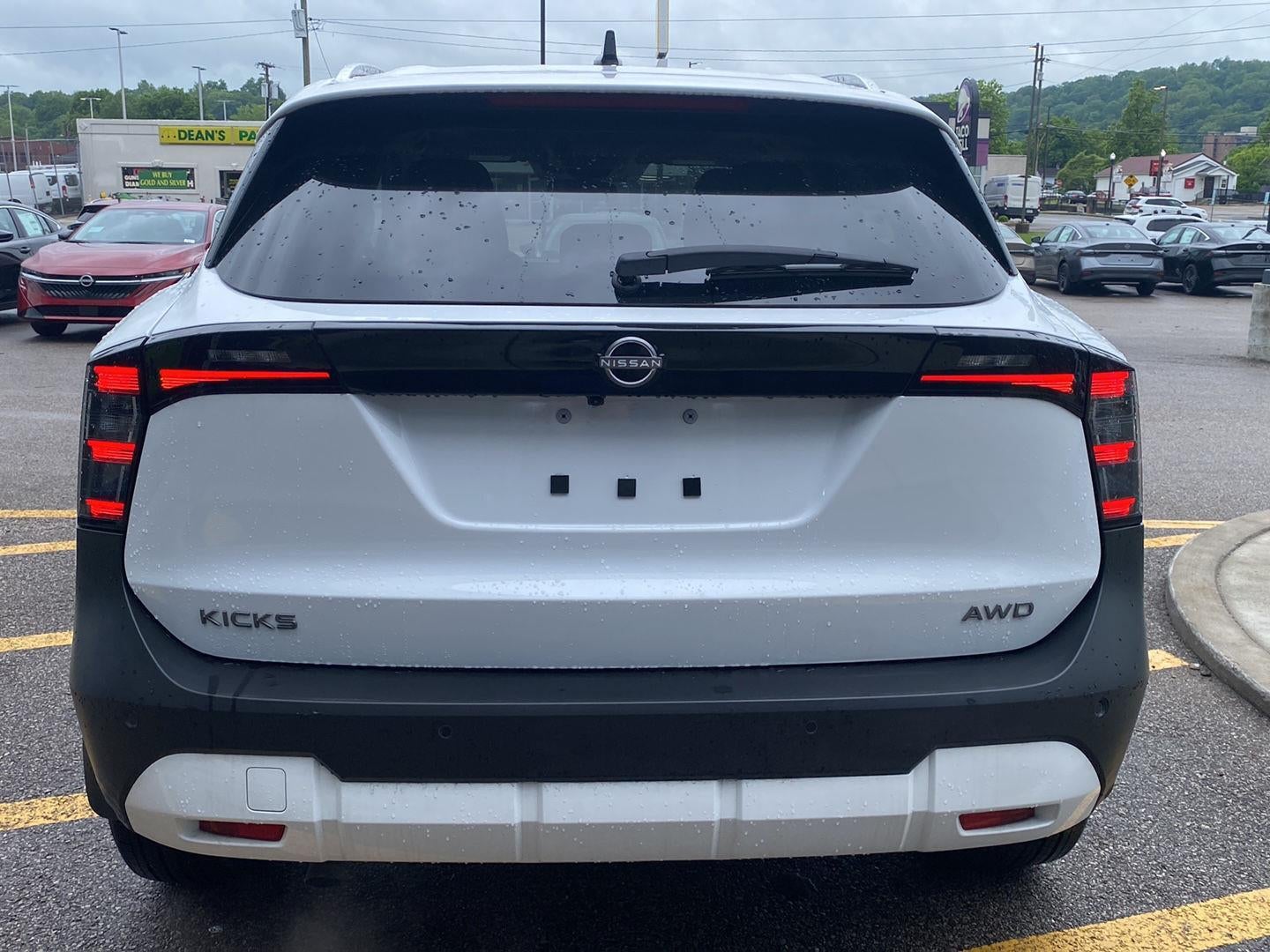 2026 Nissan Kicks SV