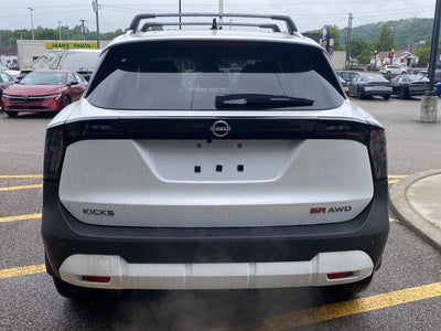 2026 Nissan Kicks SR