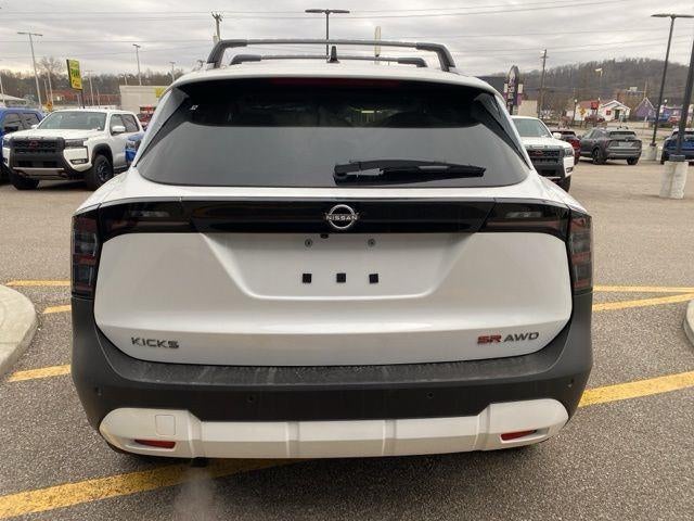 2026 Nissan Kicks SR