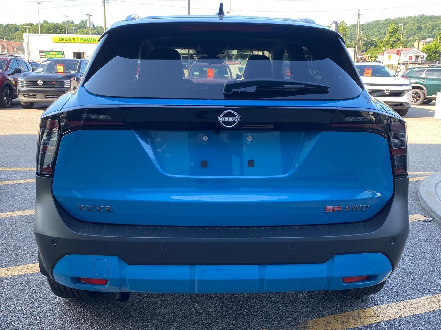2026 Nissan Kicks SR
