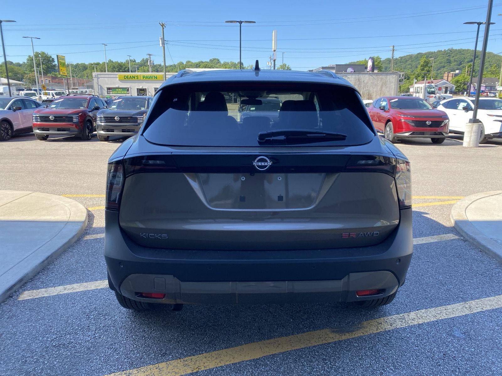 2026 Nissan Kicks SR