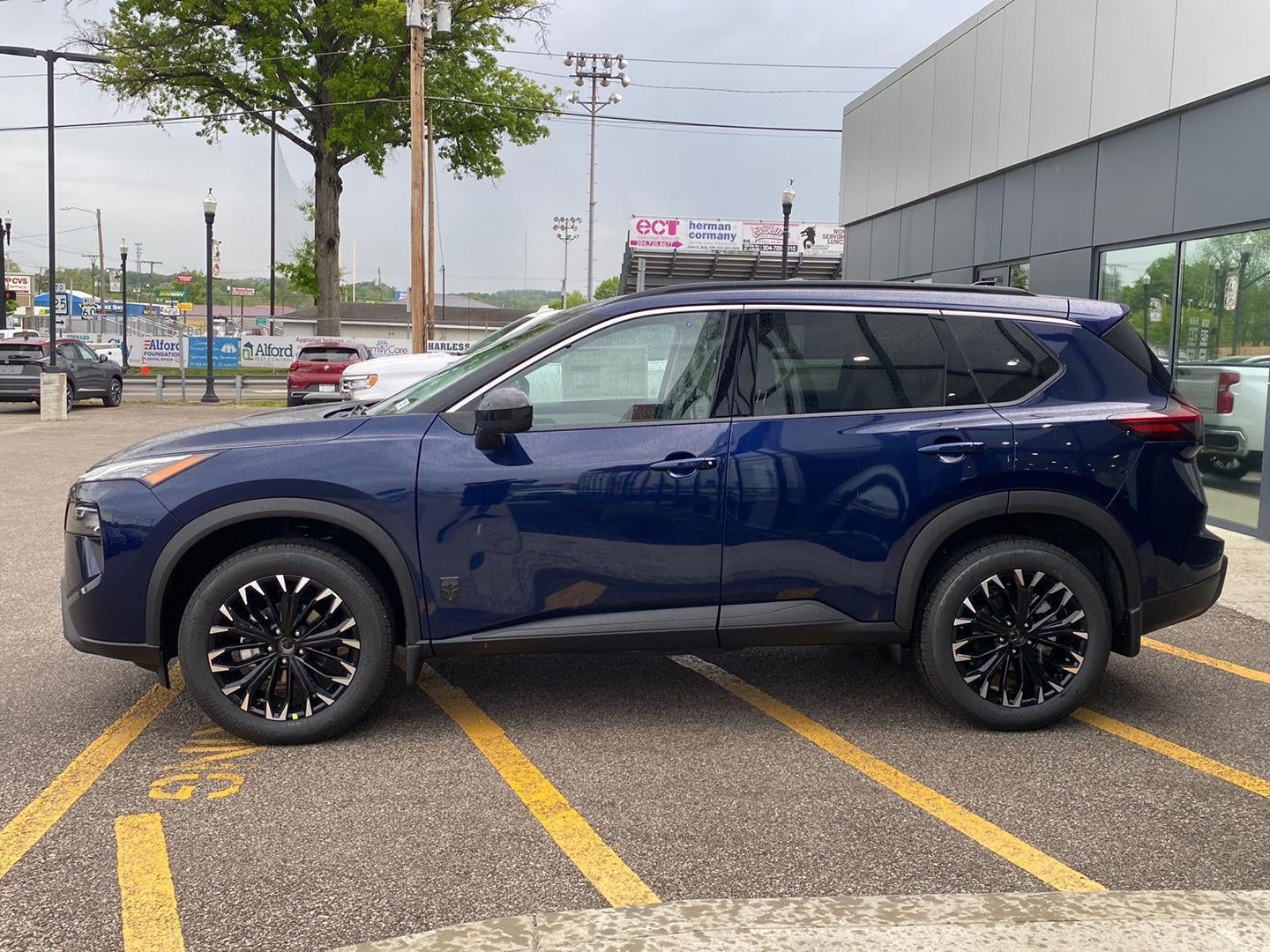 2026 Nissan Rogue Dark Armor