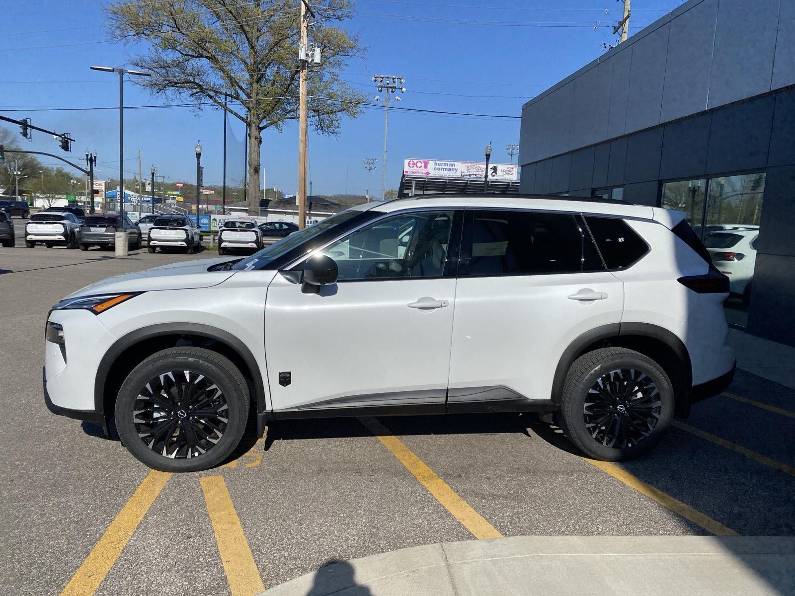 2026 Nissan Rogue Dark Armor