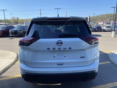 2026 Nissan Rogue Dark Armor