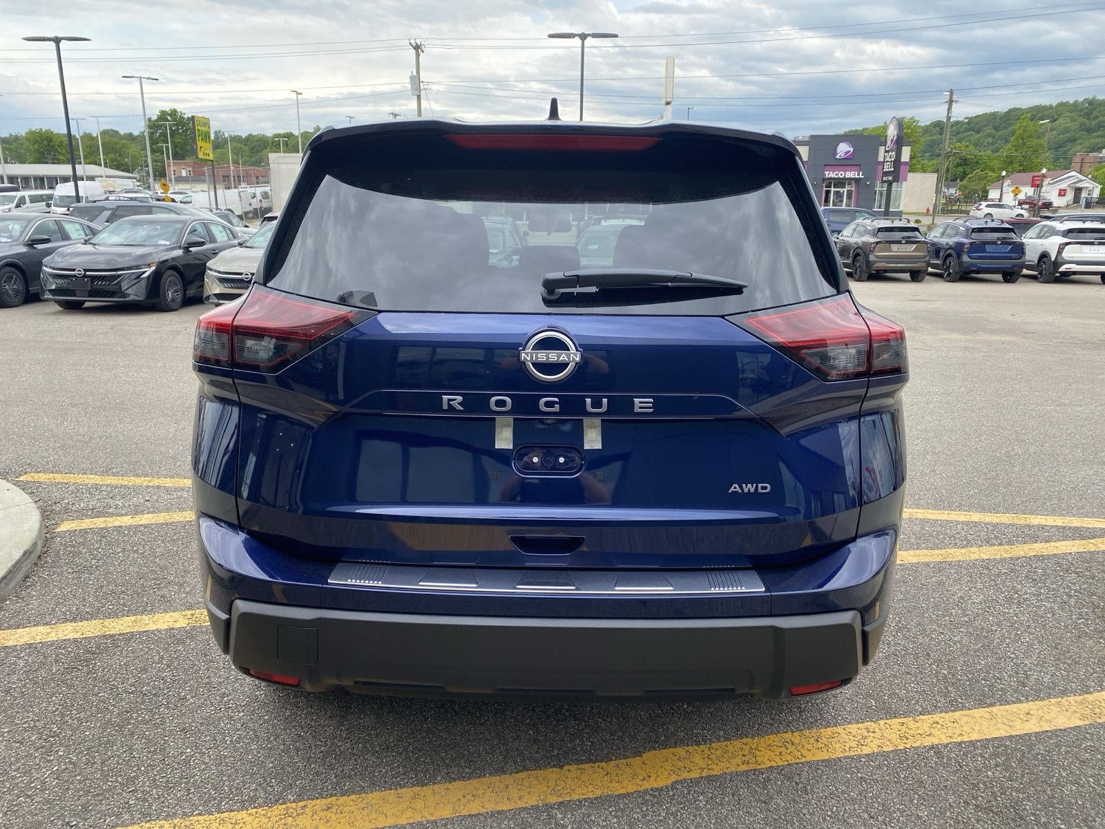 2026 Nissan Rogue SV