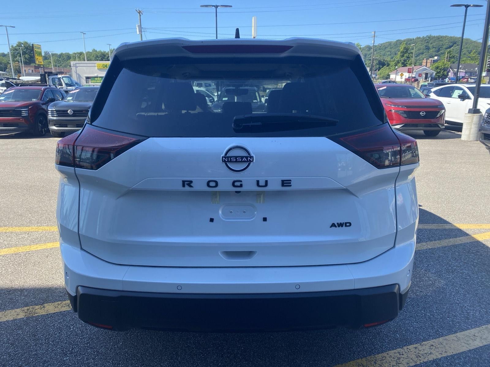 2026 Nissan Rogue Dark Armor