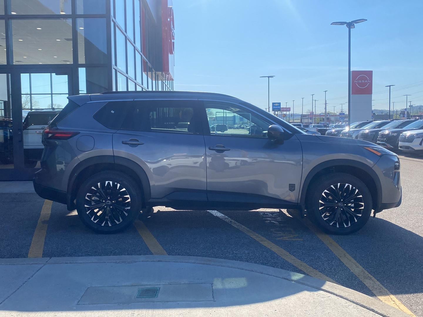 2026 Nissan Rogue Dark Armor