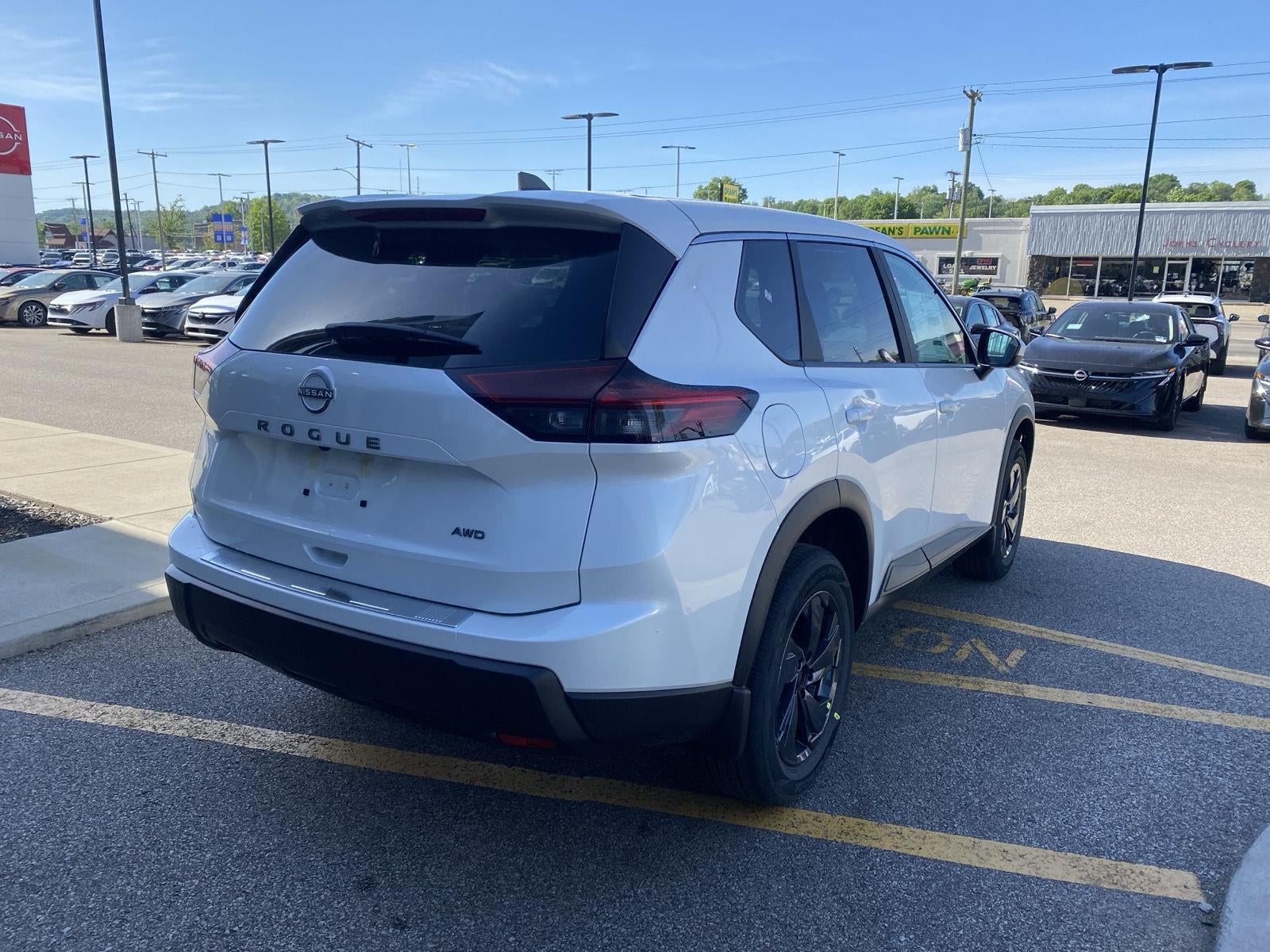 2026 Nissan Rogue SV