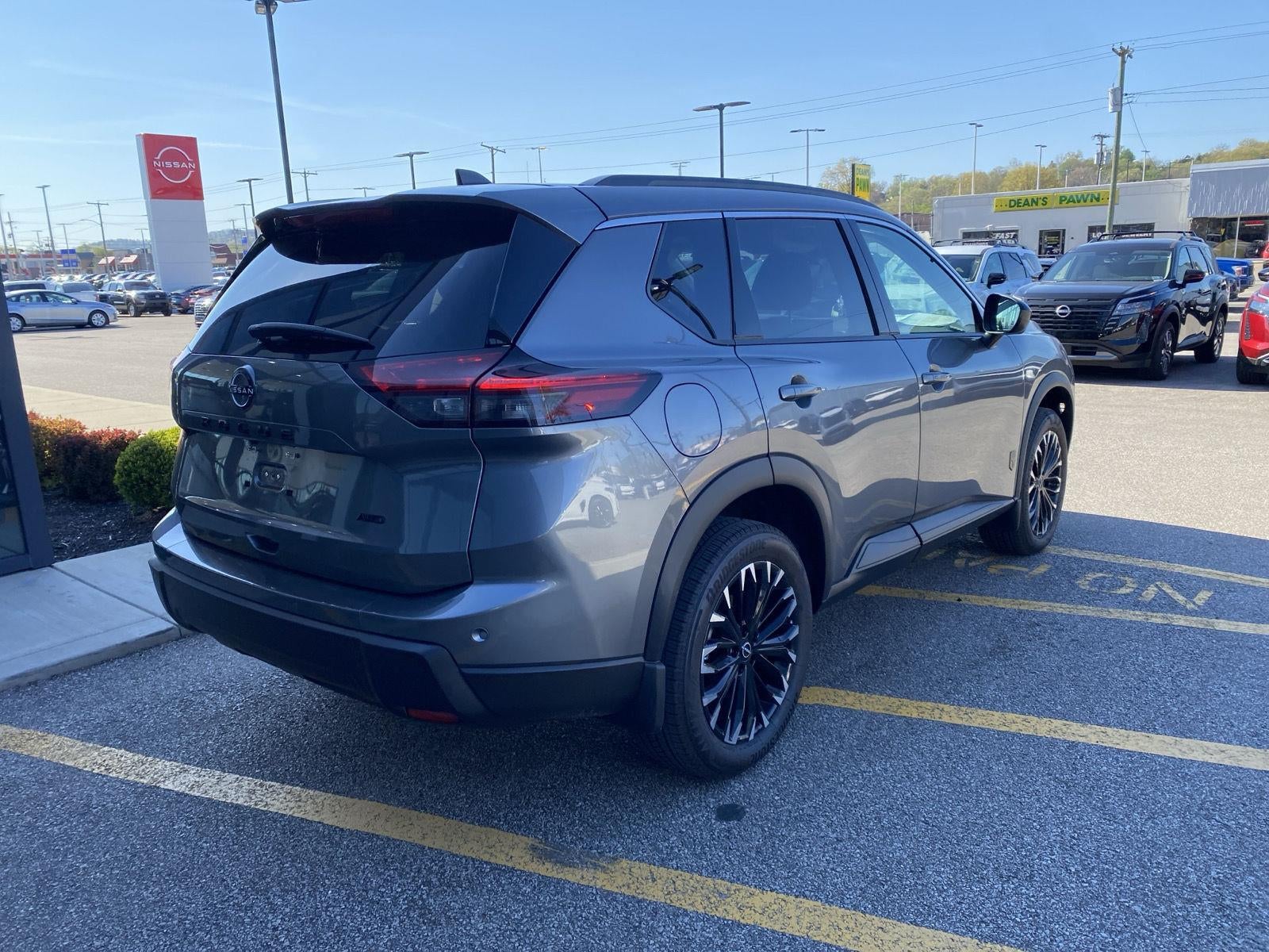 2026 Nissan Rogue Dark Armor