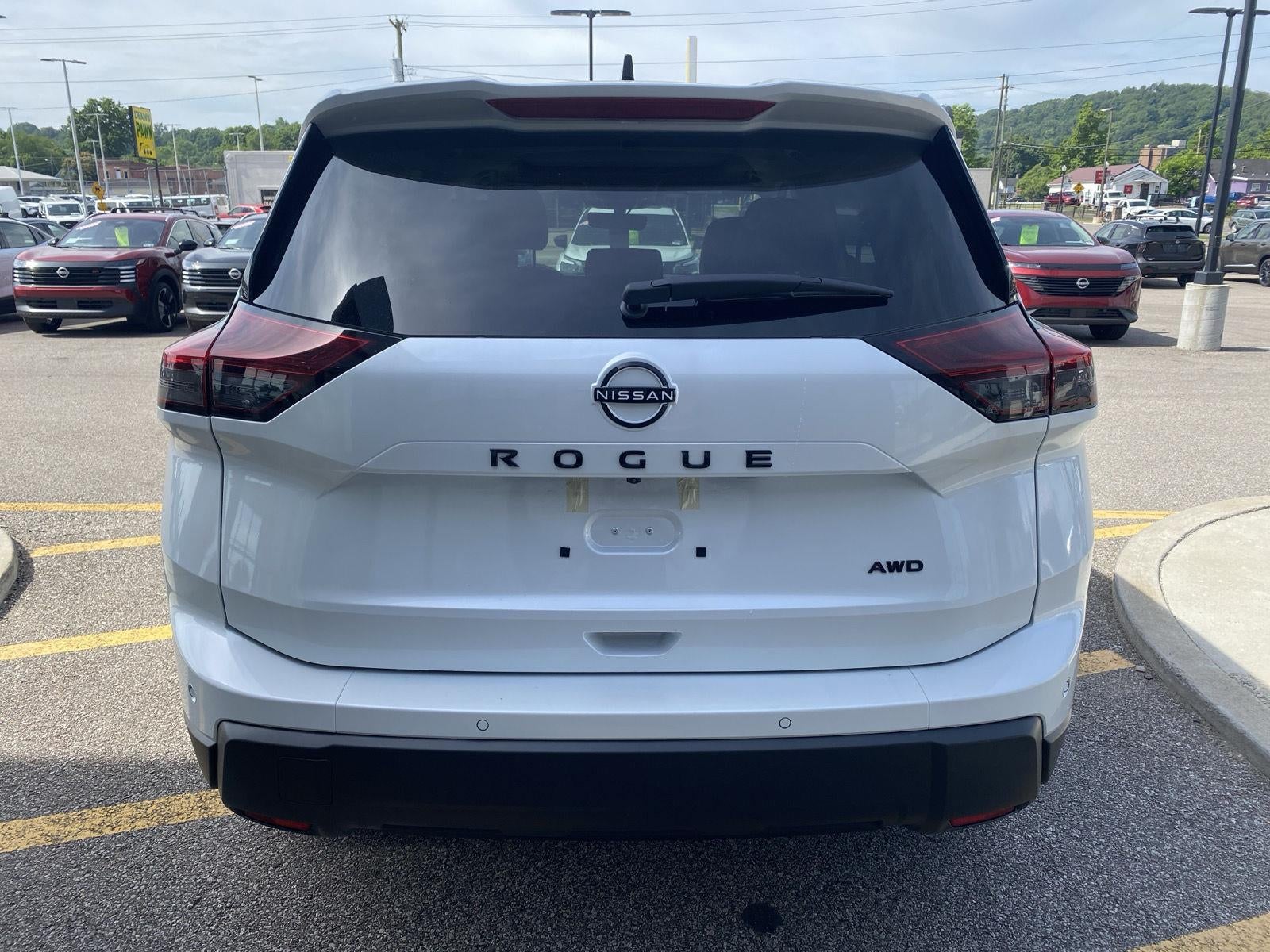 2026 Nissan Rogue Dark Armor