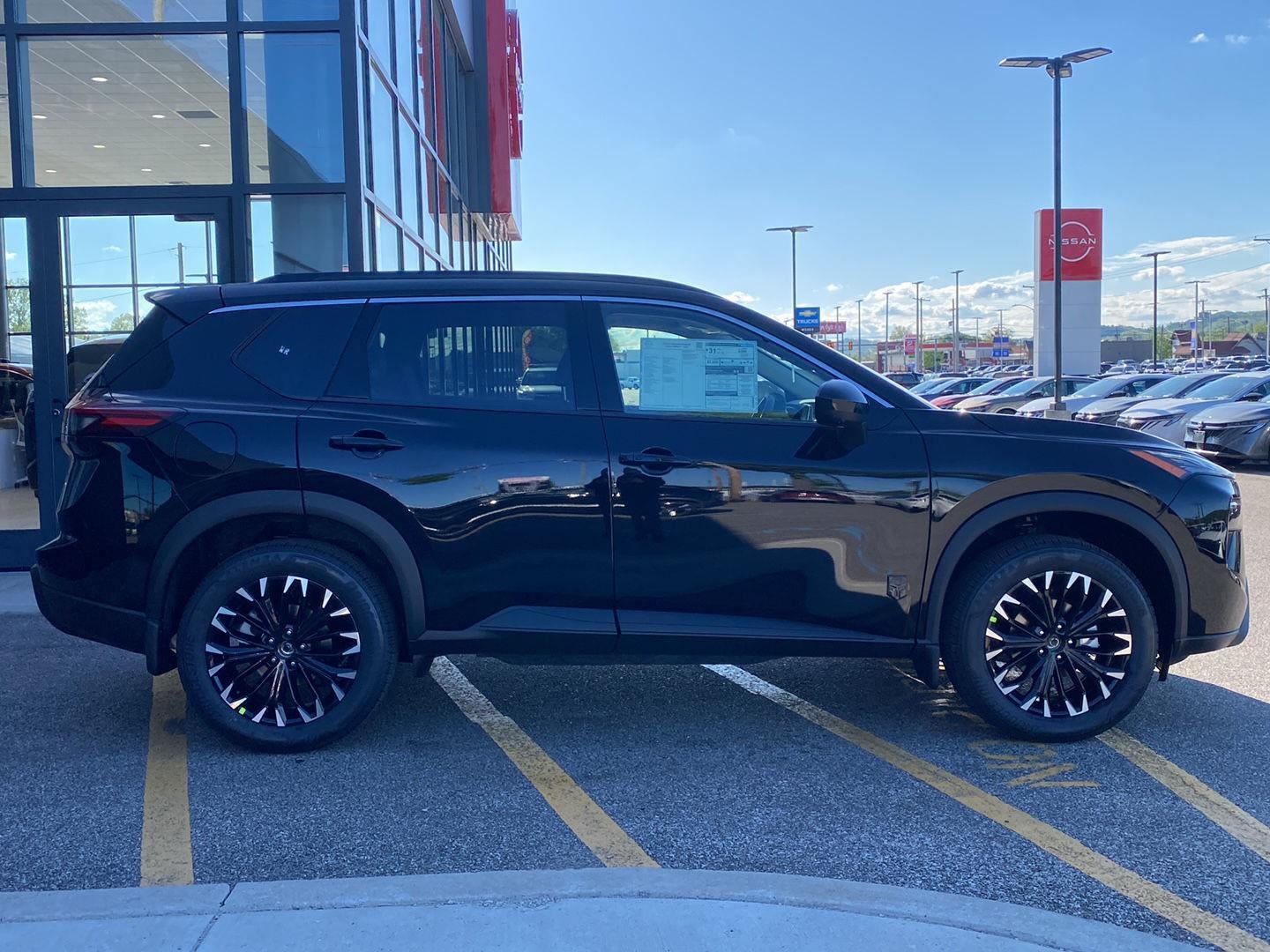 2026 Nissan Rogue Dark Armor
