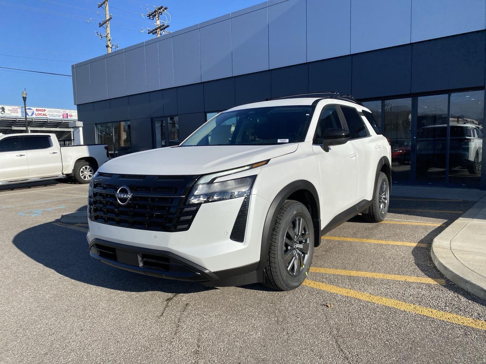 2026 Nissan PATHFINDER SV 4WD