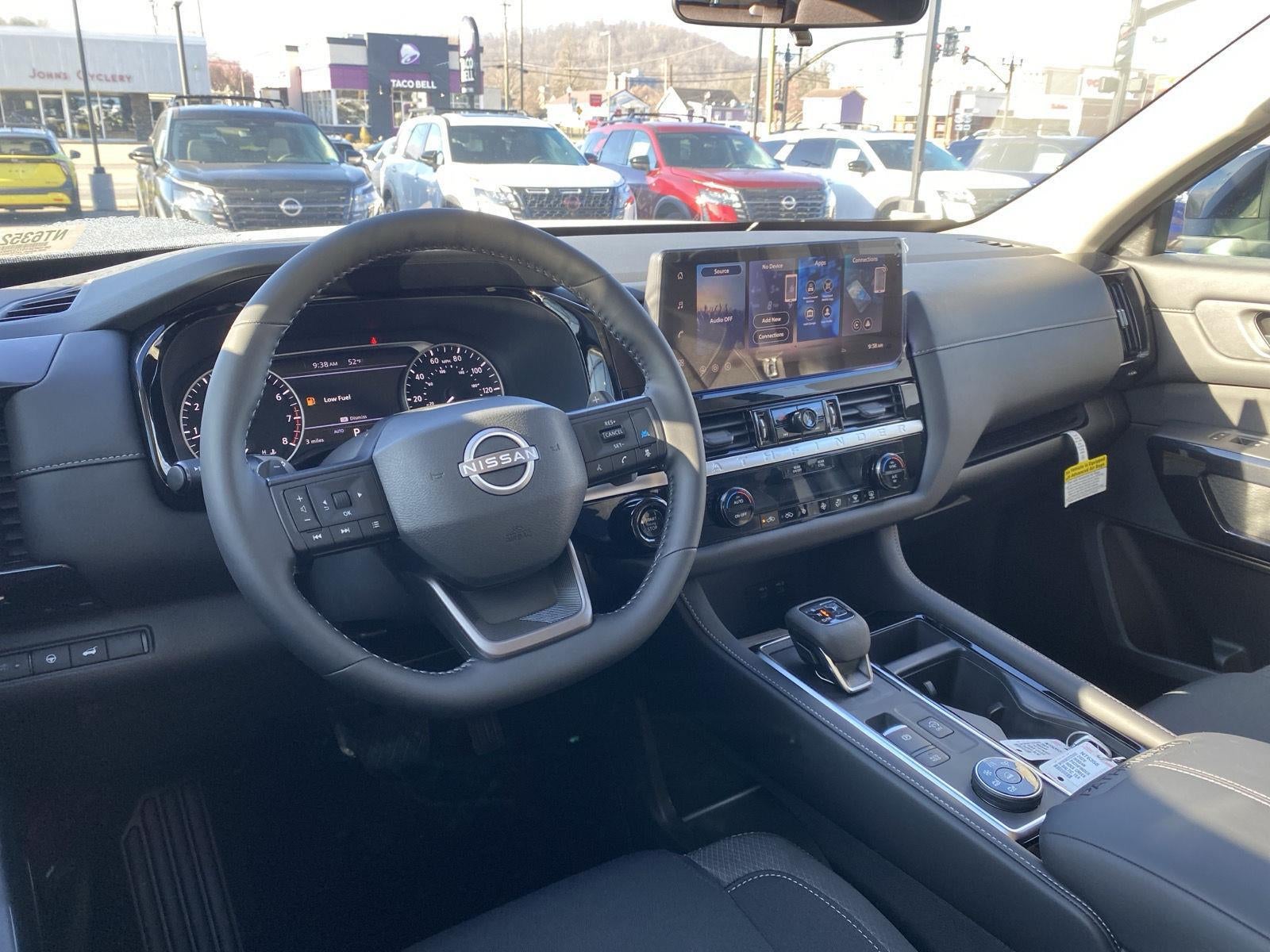 2026 Nissan PATHFINDER SV 4WD