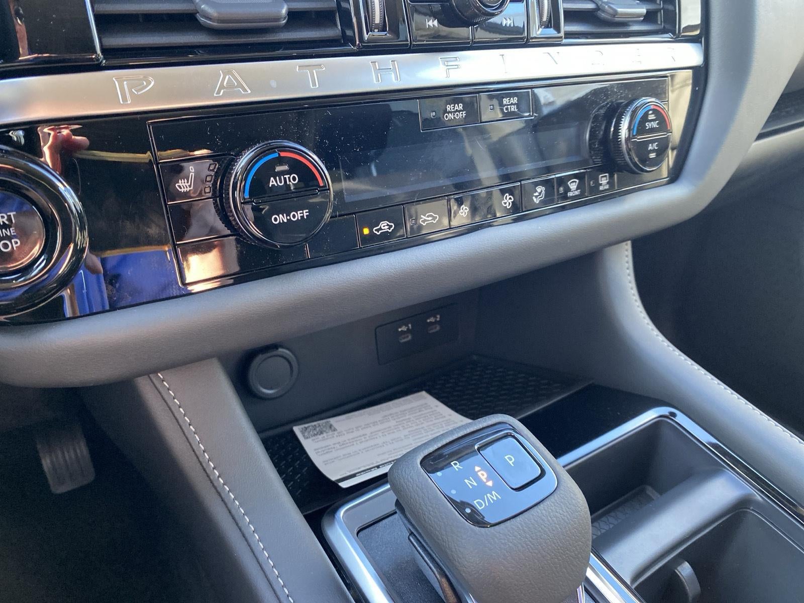 2026 Nissan PATHFINDER SV 4WD