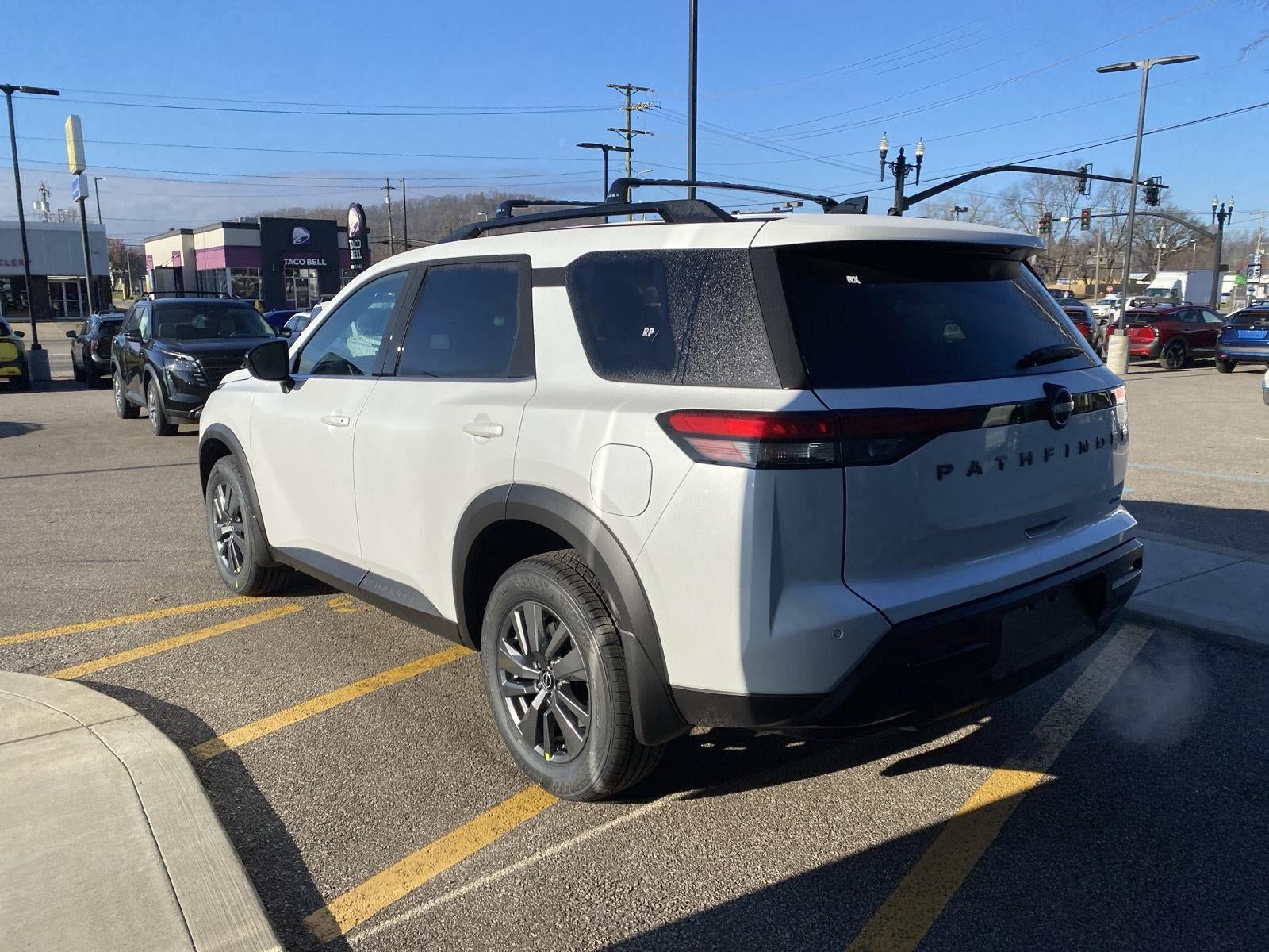 2026 Nissan PATHFINDER SV 4WD