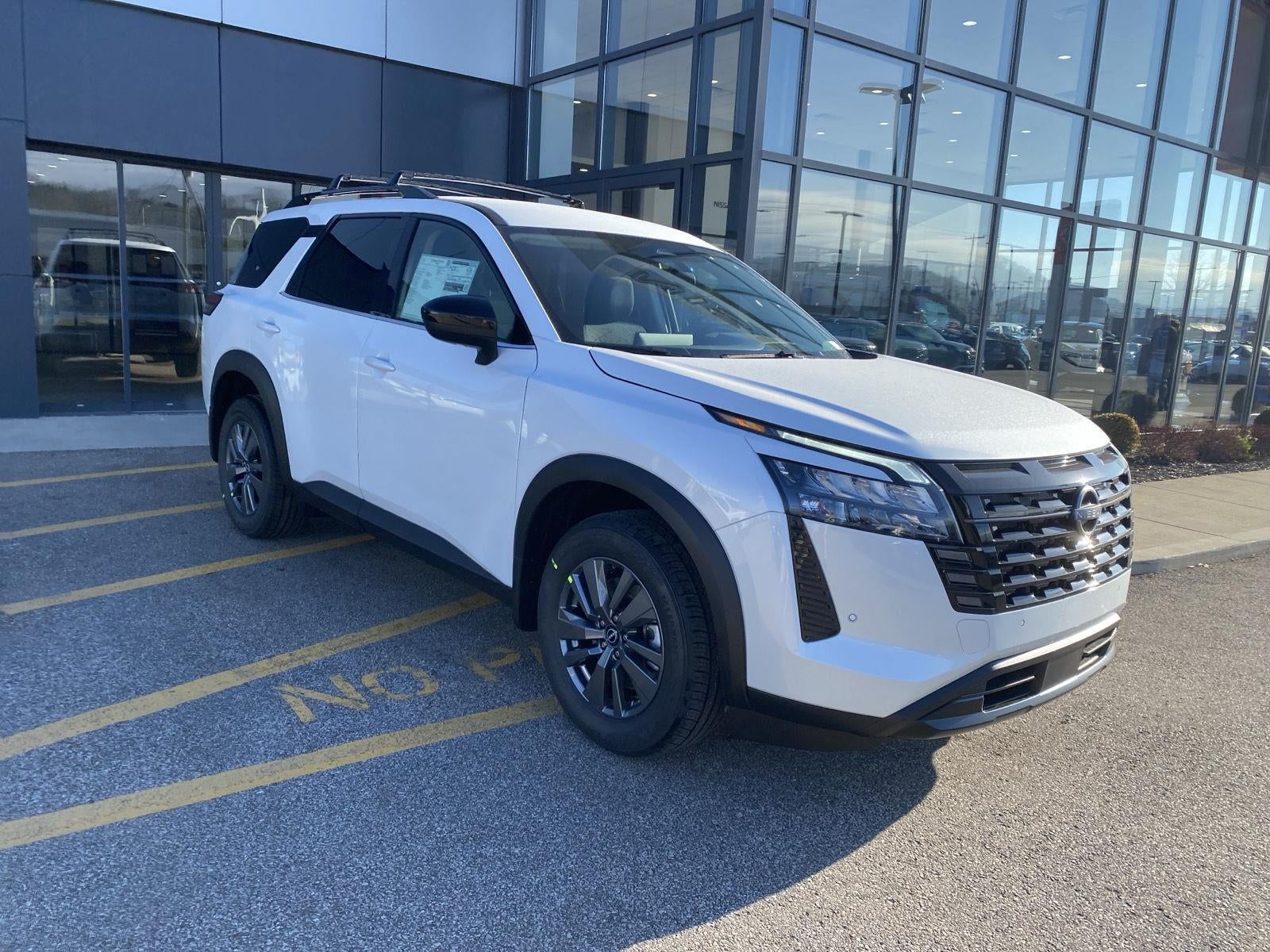 2026 Nissan PATHFINDER SV 4WD