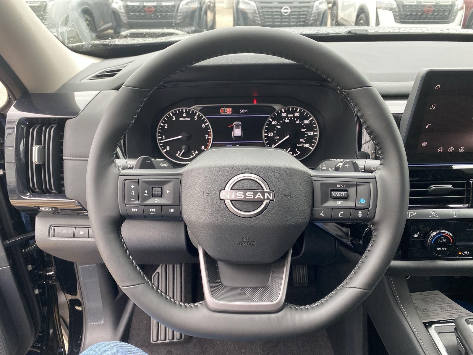 2026 Nissan Pathfinder SV