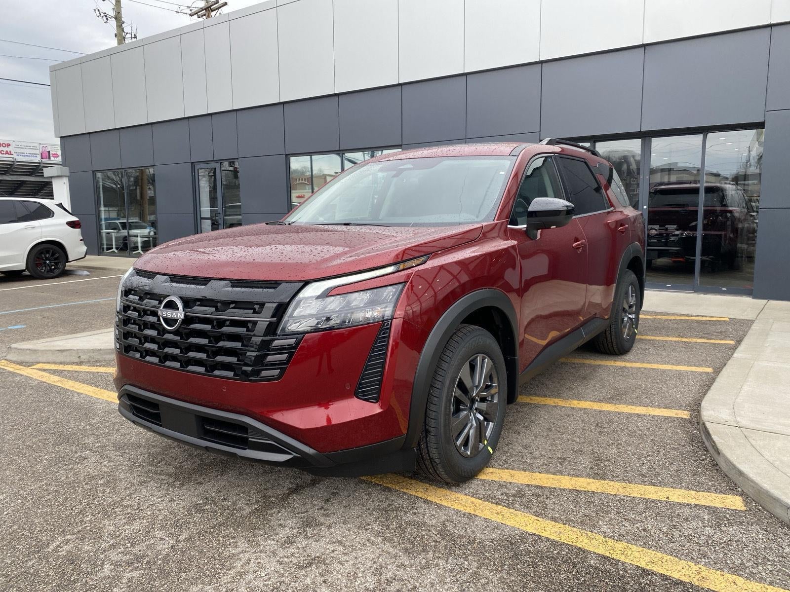 2026 Nissan Pathfinder SV