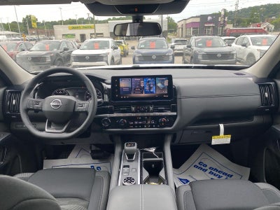 2026 Nissan Pathfinder SV