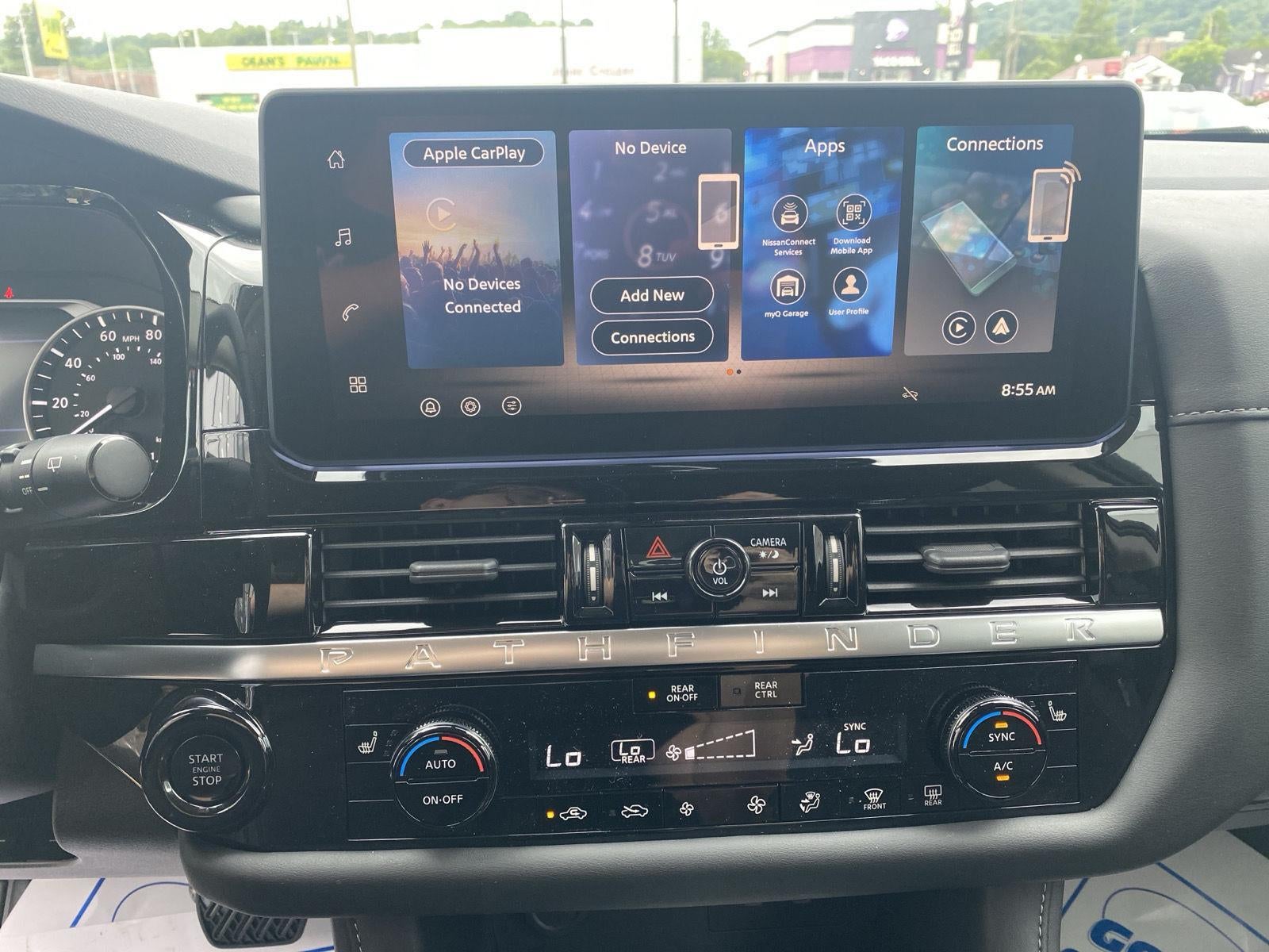 2026 Nissan Pathfinder SV