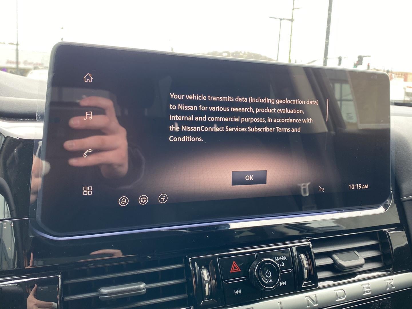 2026 Nissan Pathfinder SV