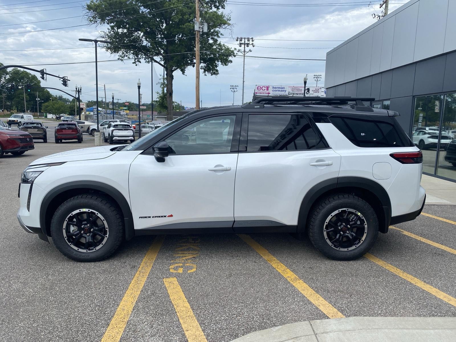 2026 Nissan Pathfinder Rock Creek