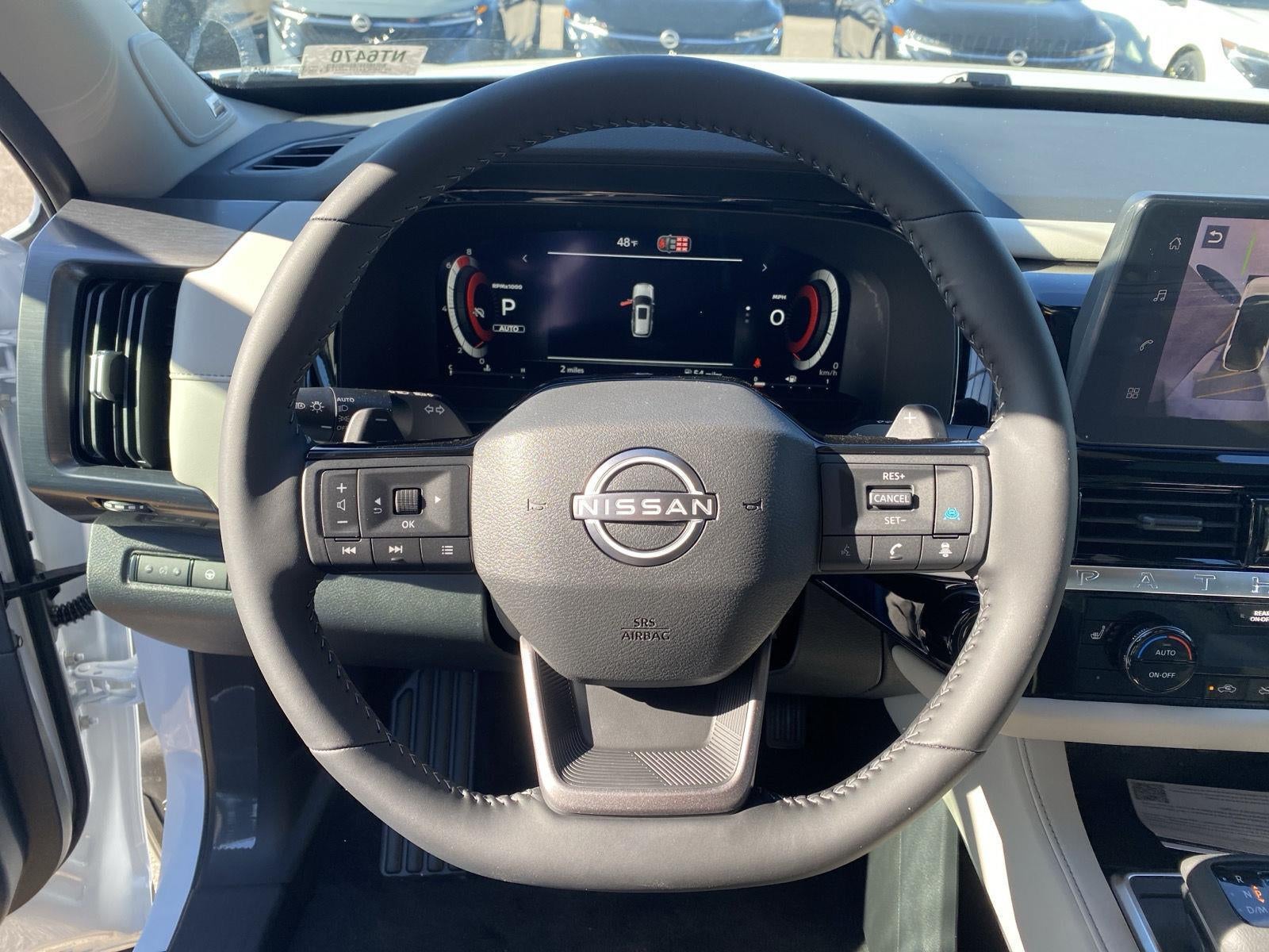 2026 Nissan Pathfinder SL