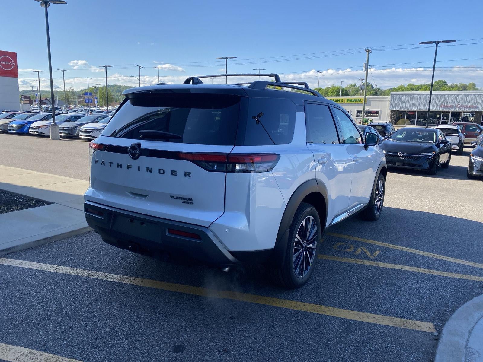2026 Nissan Pathfinder Platinum