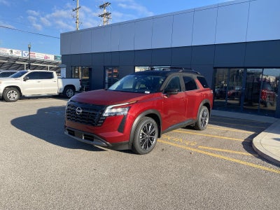 2026 Nissan Pathfinder Platinum