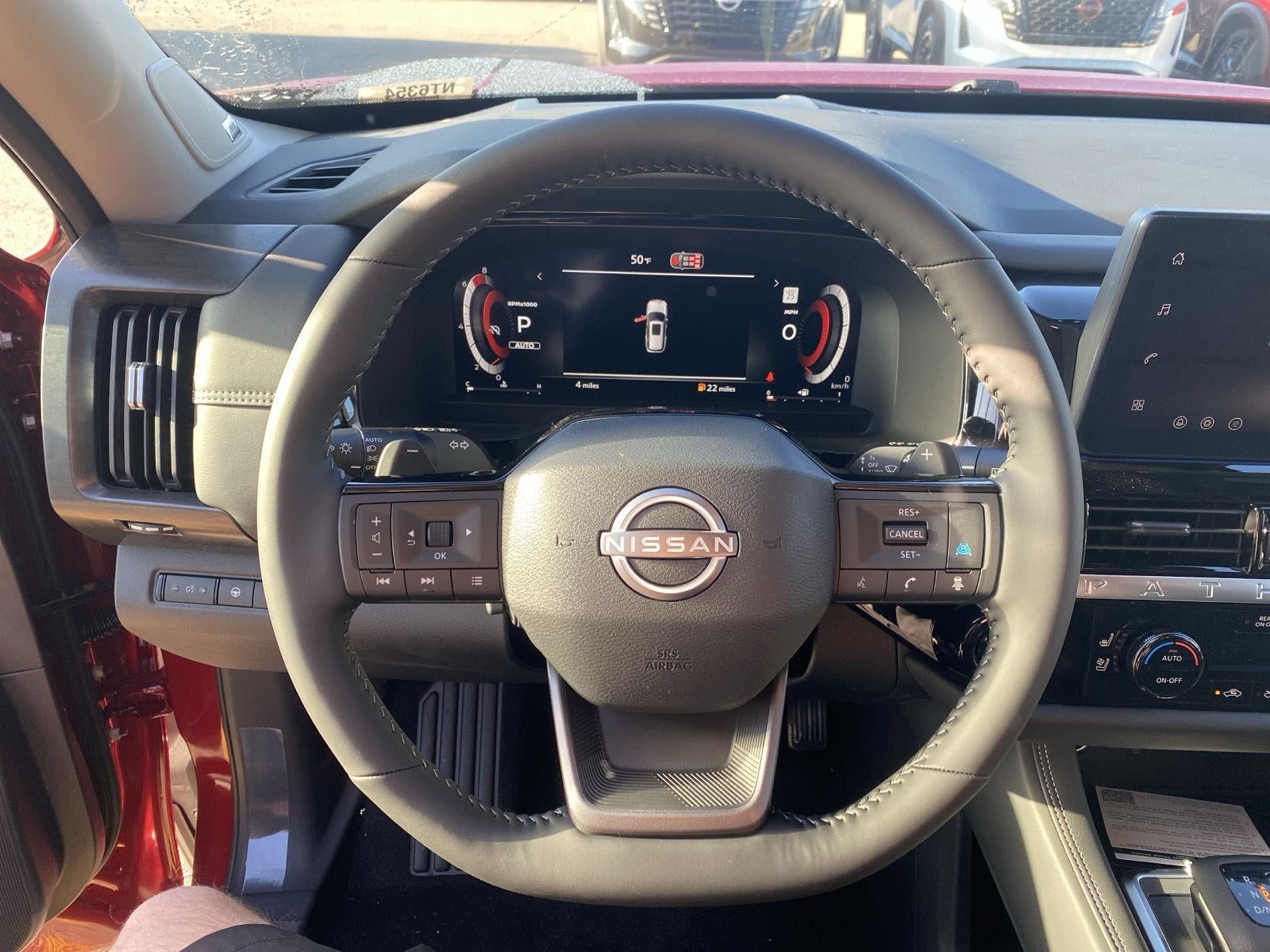 2026 Nissan Pathfinder Platinum