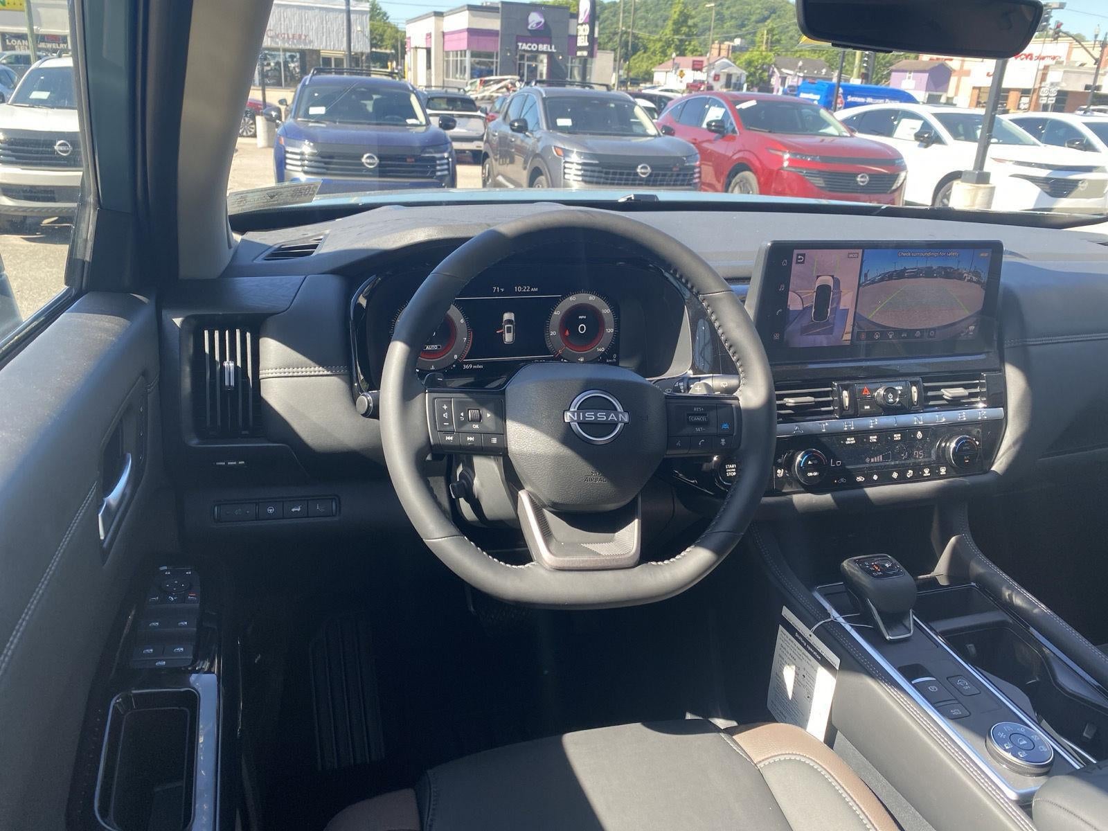 2026 Nissan Pathfinder Platinum