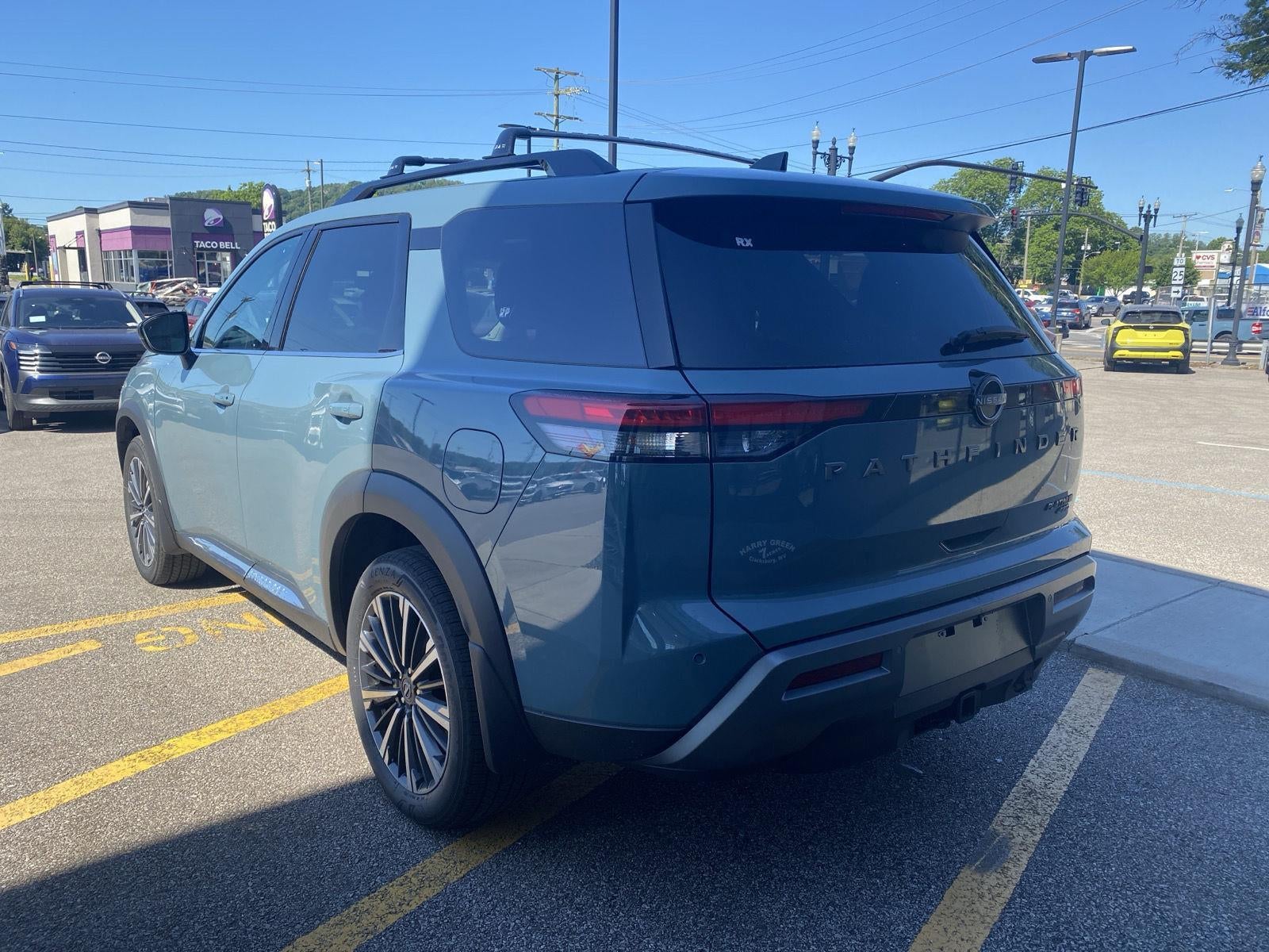 2026 Nissan Pathfinder Platinum