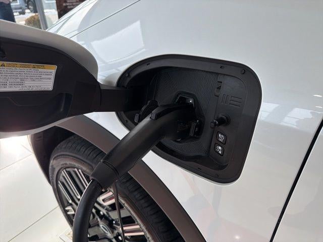 2026 Nissan LEAF PLATINUM+