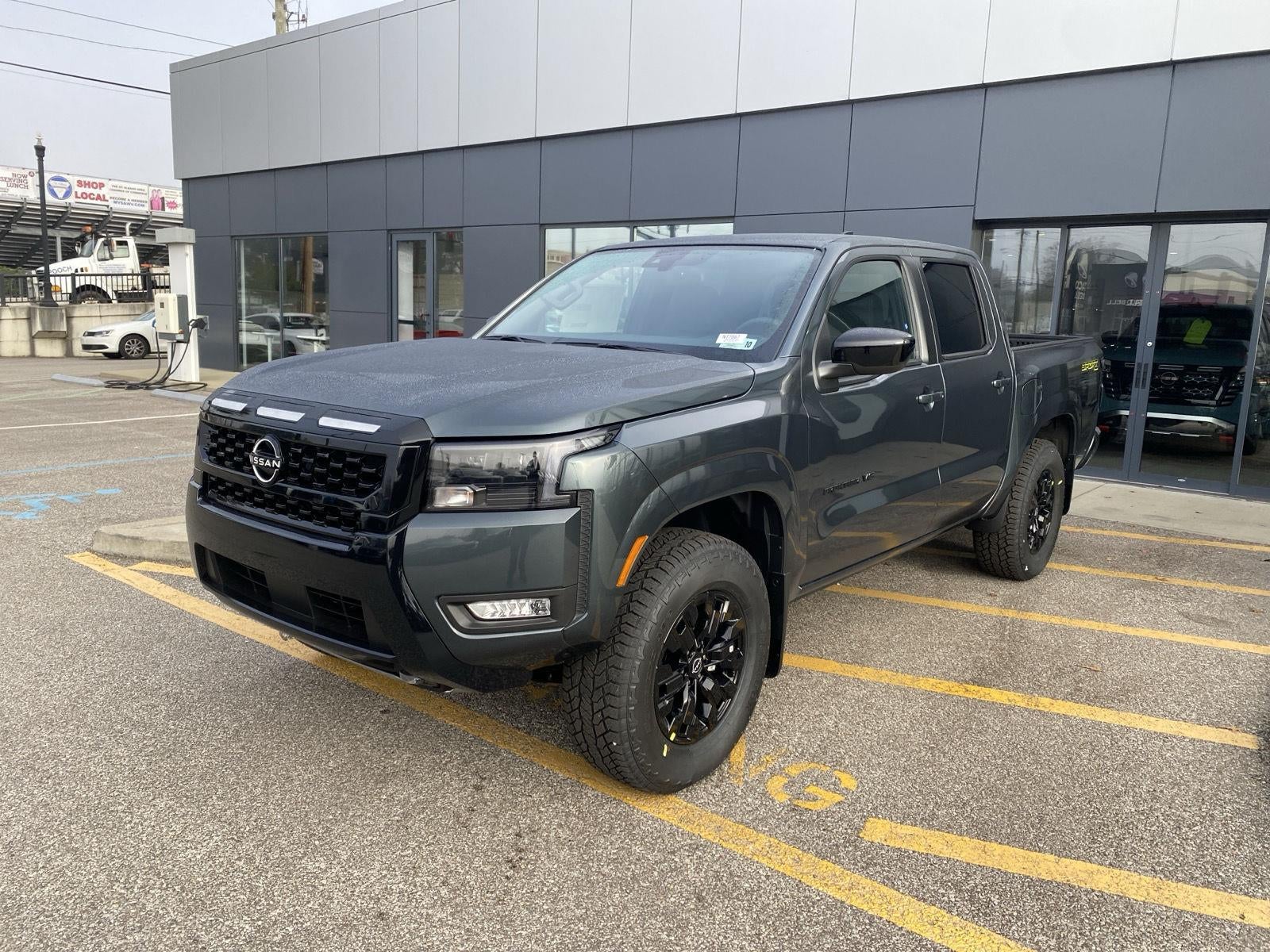 2027 Nissan Frontier SV