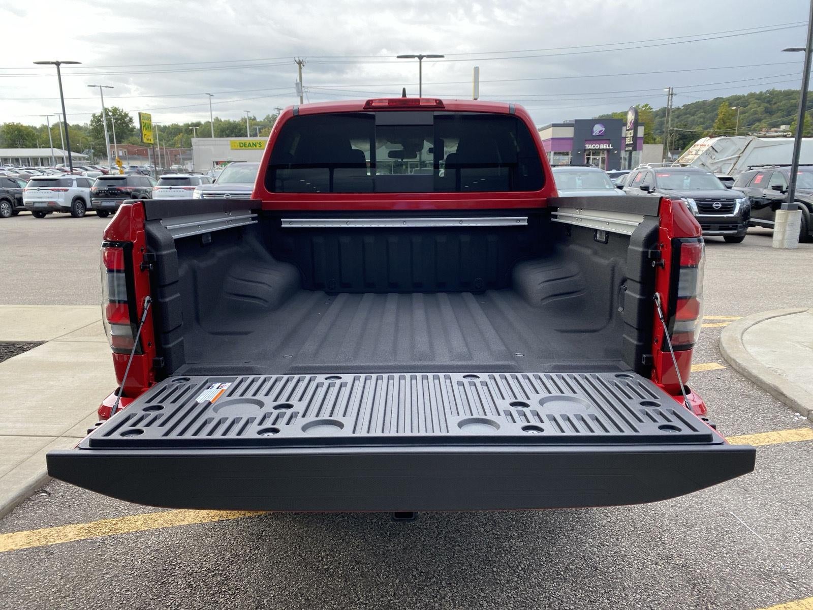 2027 Nissan Frontier SV