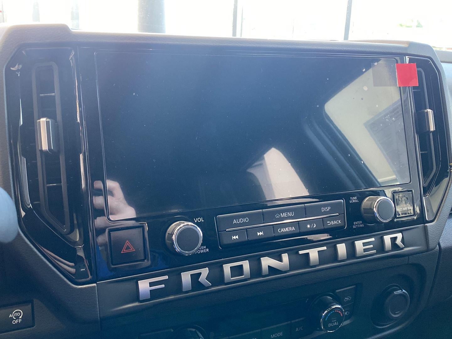 2027 Nissan Frontier SV