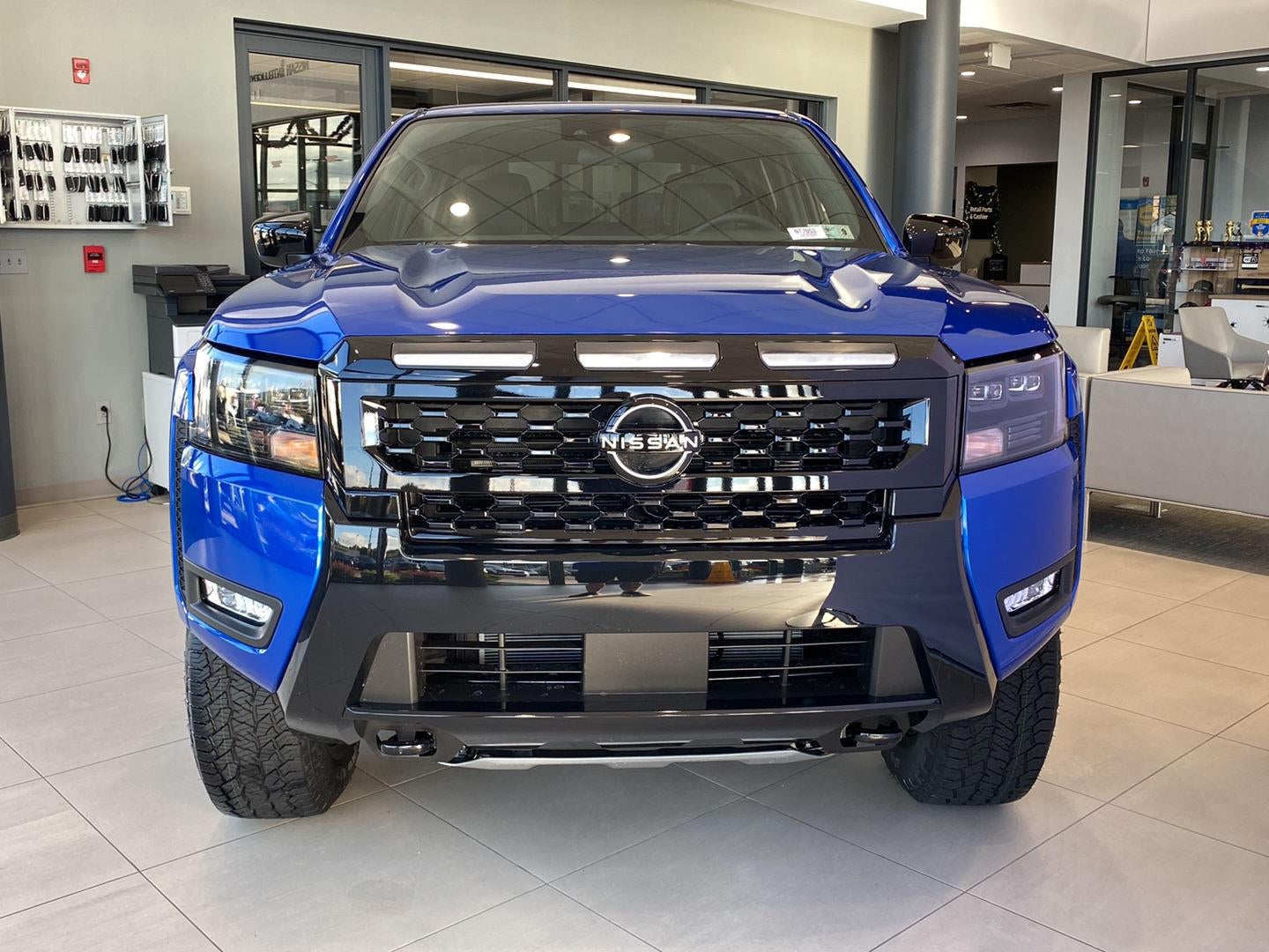 2027 Nissan Frontier SV