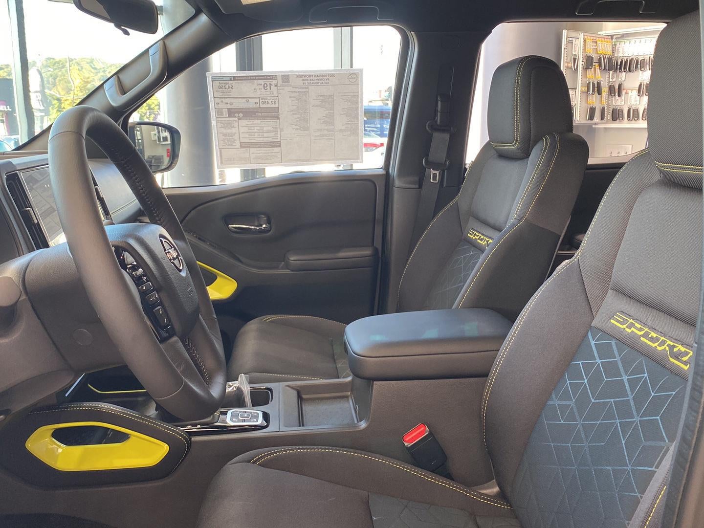 2027 Nissan Frontier SV
