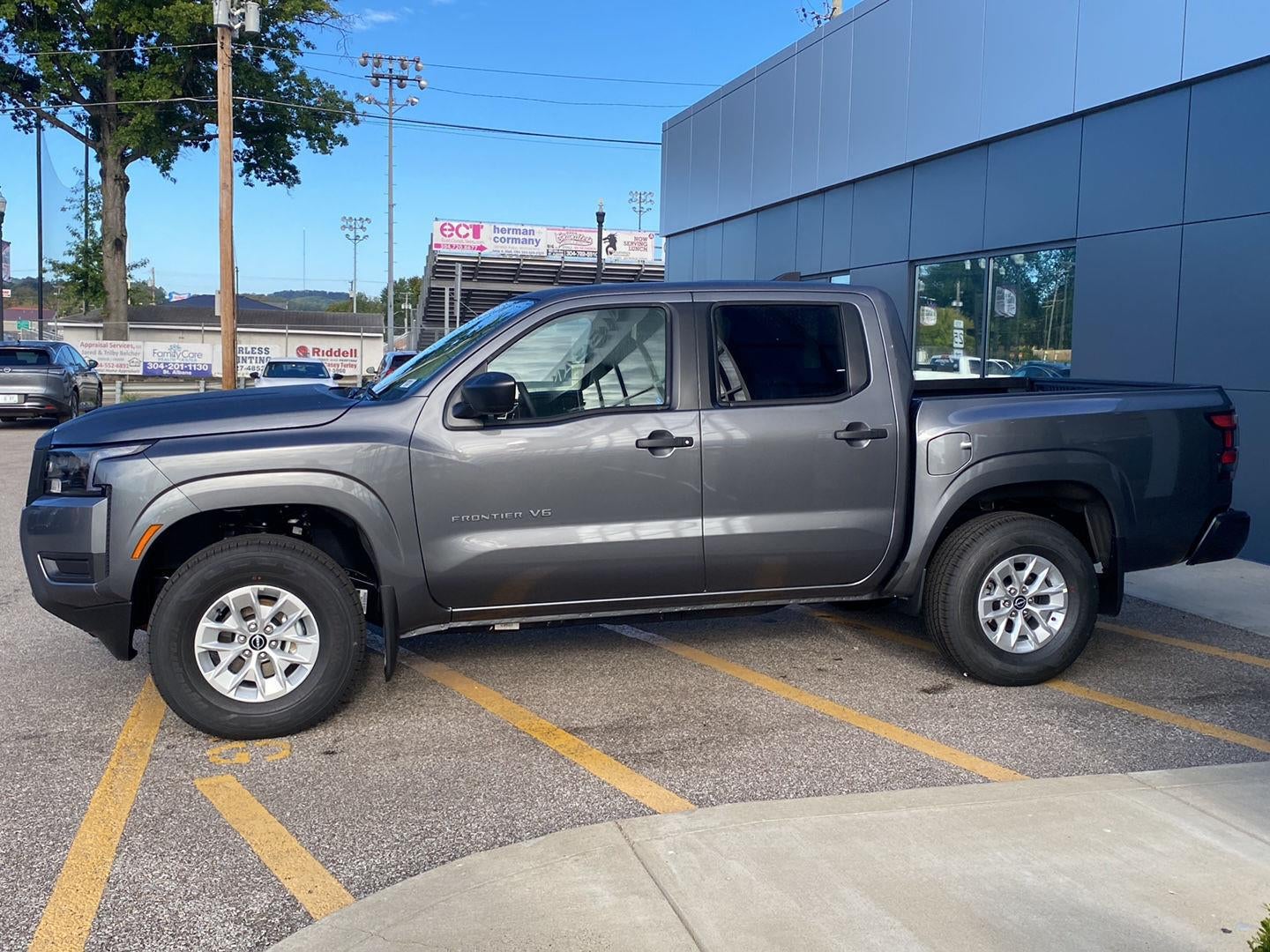 2027 Nissan Frontier S