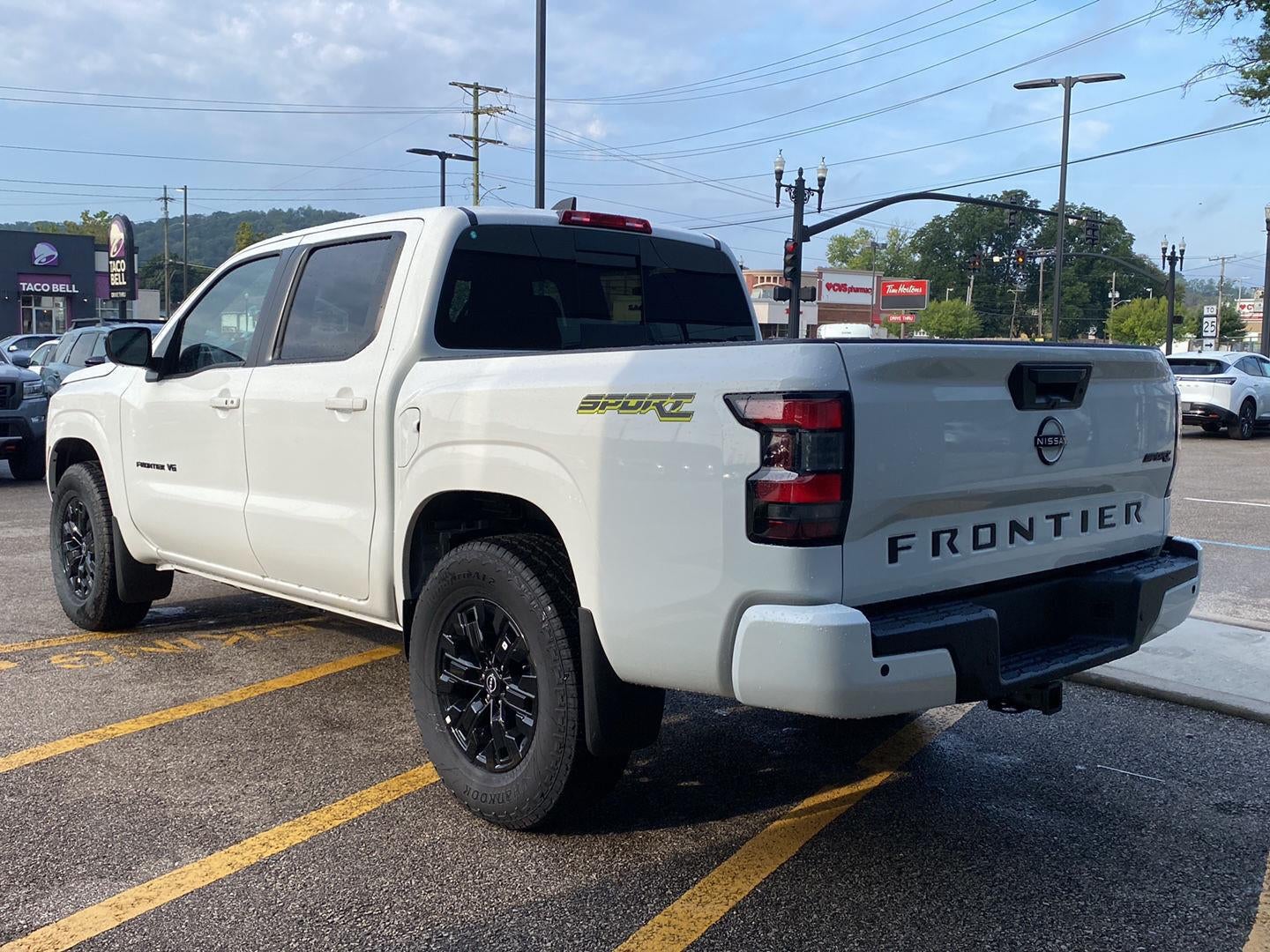 2027 Nissan Frontier SV