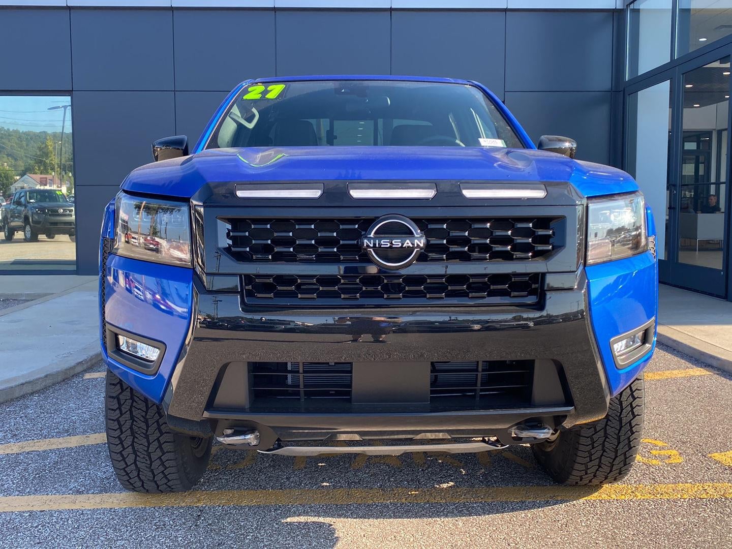2027 Nissan Frontier SV