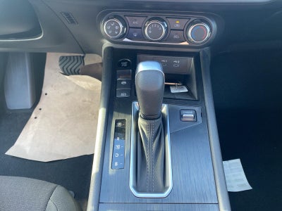 2027 Nissan Kicks S