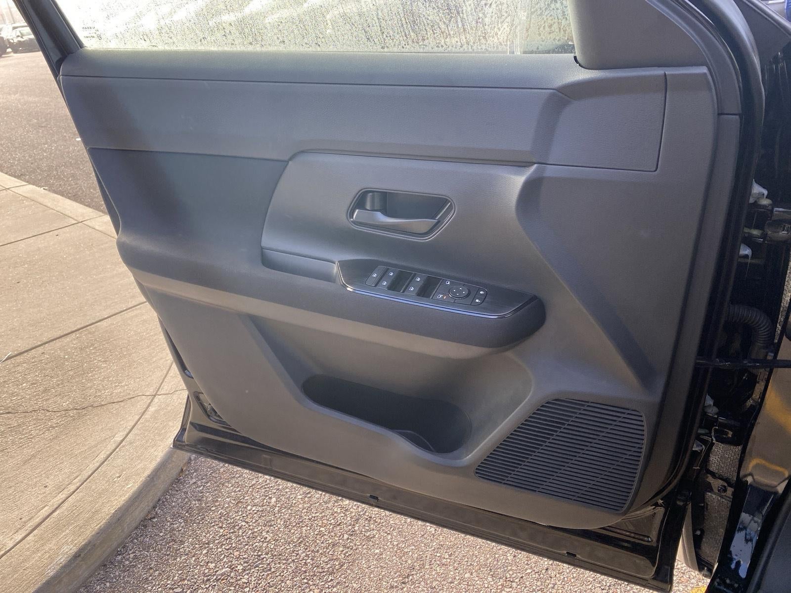 2027 Nissan Kicks S