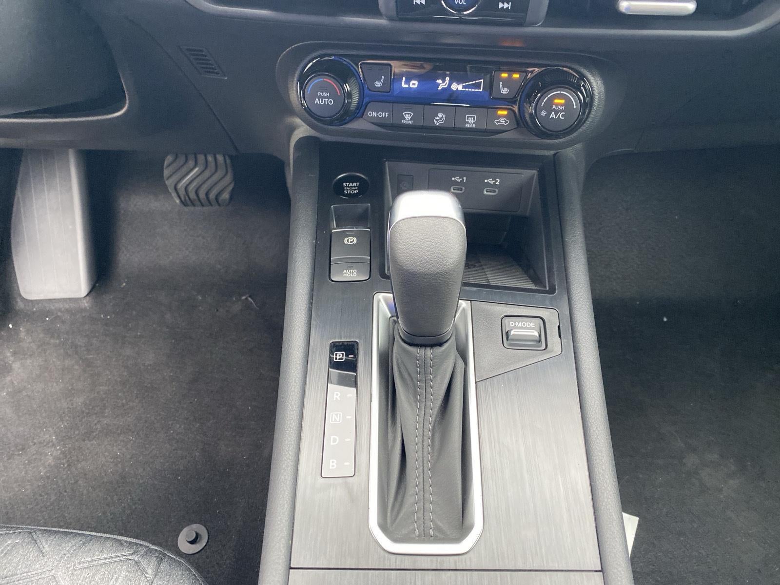 2027 Nissan Kicks SV