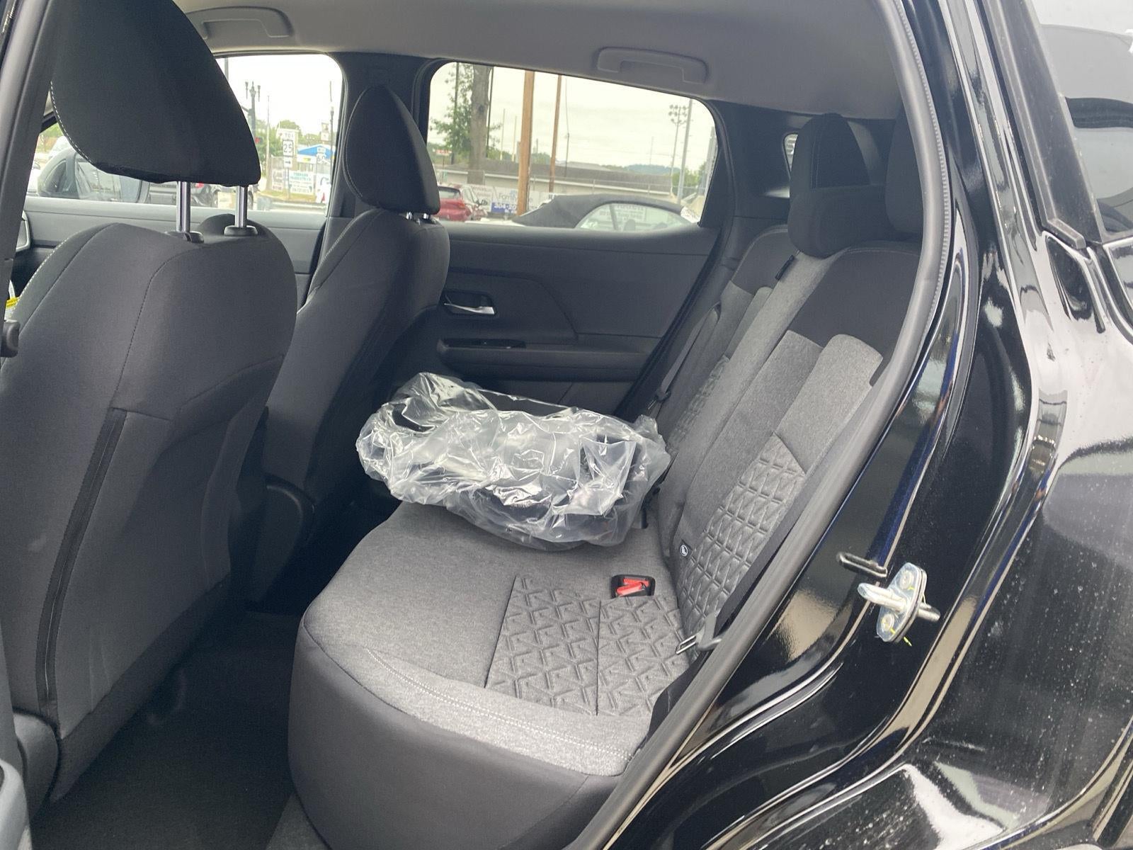 2027 Nissan Kicks SV