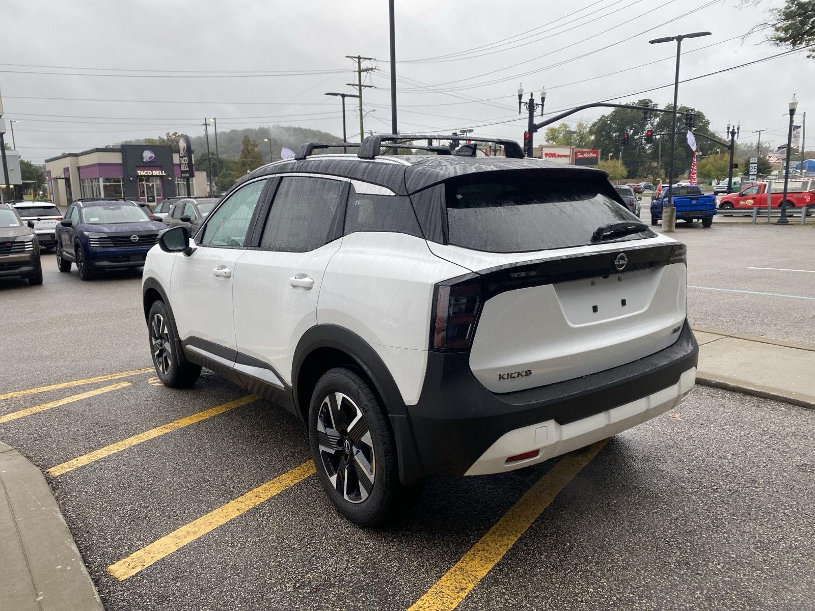 2027 Nissan Kicks SV